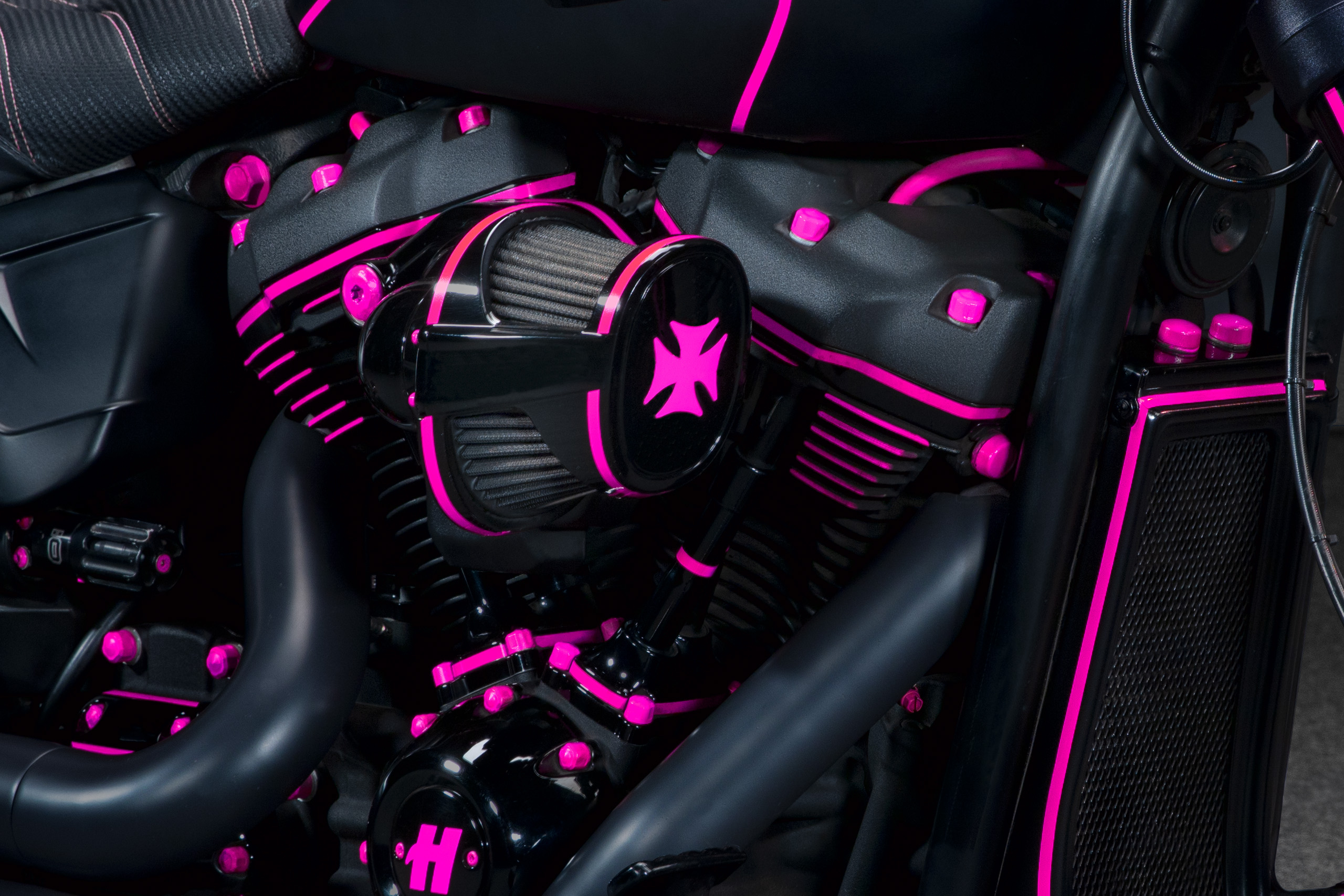 detail-pink